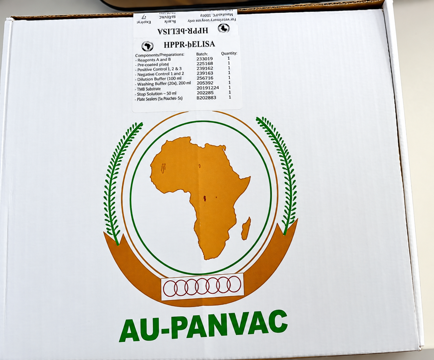 Renforcer la surveillance de la PPR : l’AU-PANVAC équipe les laboratoires de quatre pays africains