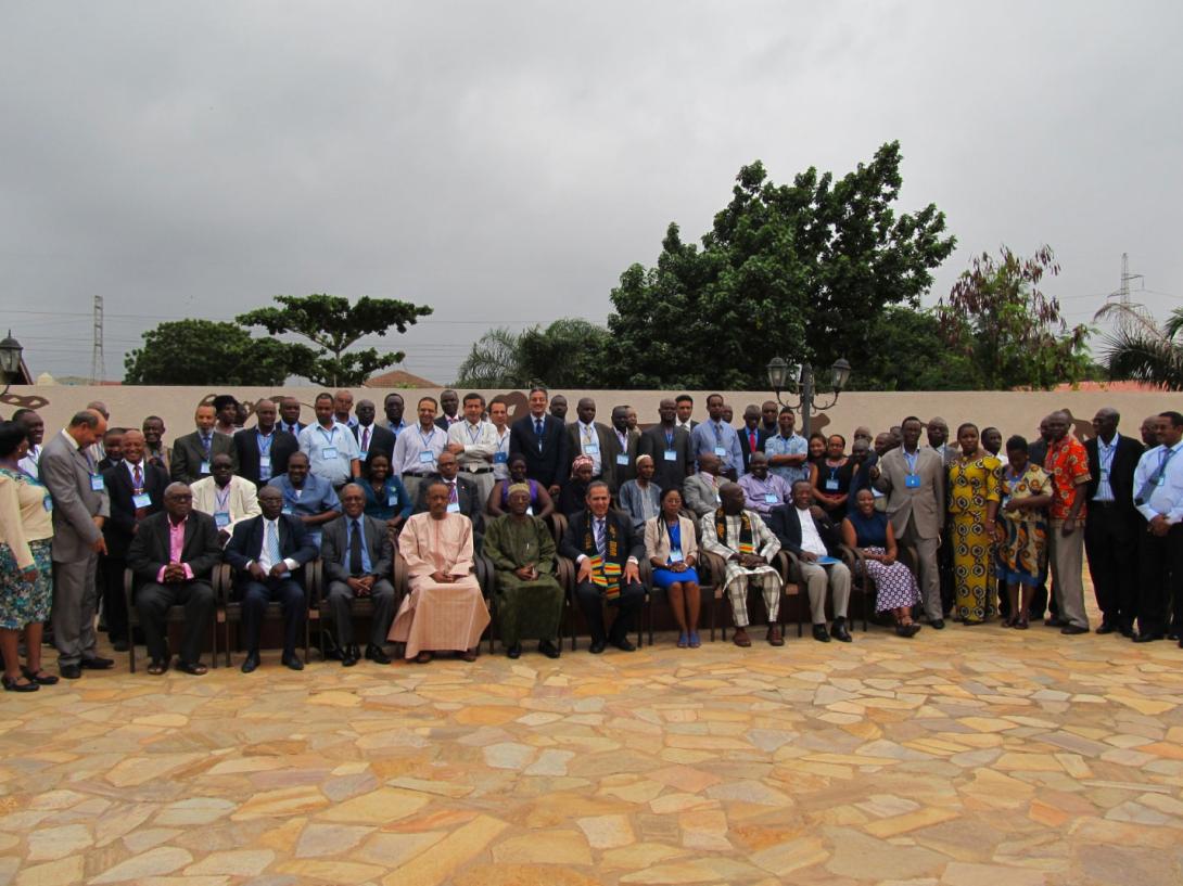 © 2013 AU-IBAR. PACT workshop participants with Honorable Dr. Ahmed Yakubu Alhassan, the Deputy Minister of Food and Agriculture of the Republic of Ghana.