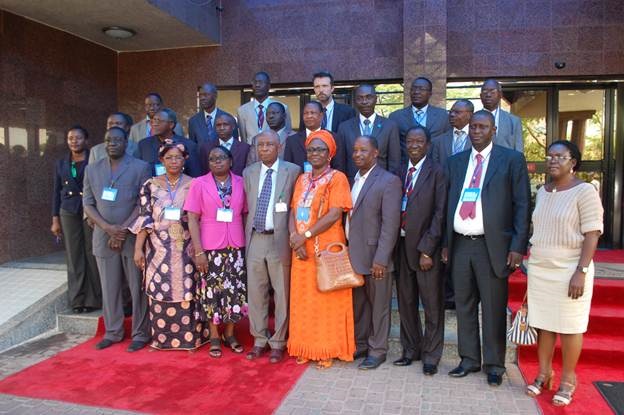  © 2013 AU-IBAR. Participants of the workshop